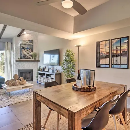 Scottsdale Condo With Golf Course And Mountain Views!